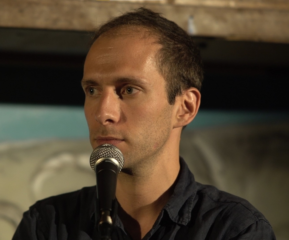 Augustin Shackelpopoulos, Artiste-Interprète - Agence Anora