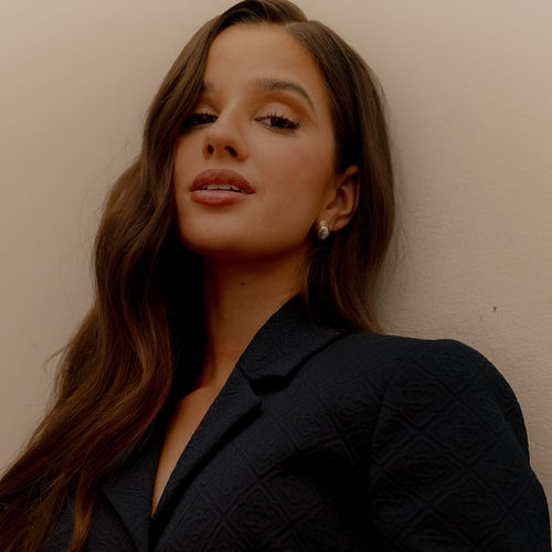 Bianca Costa, Artiste-Interprète - Agence Anora