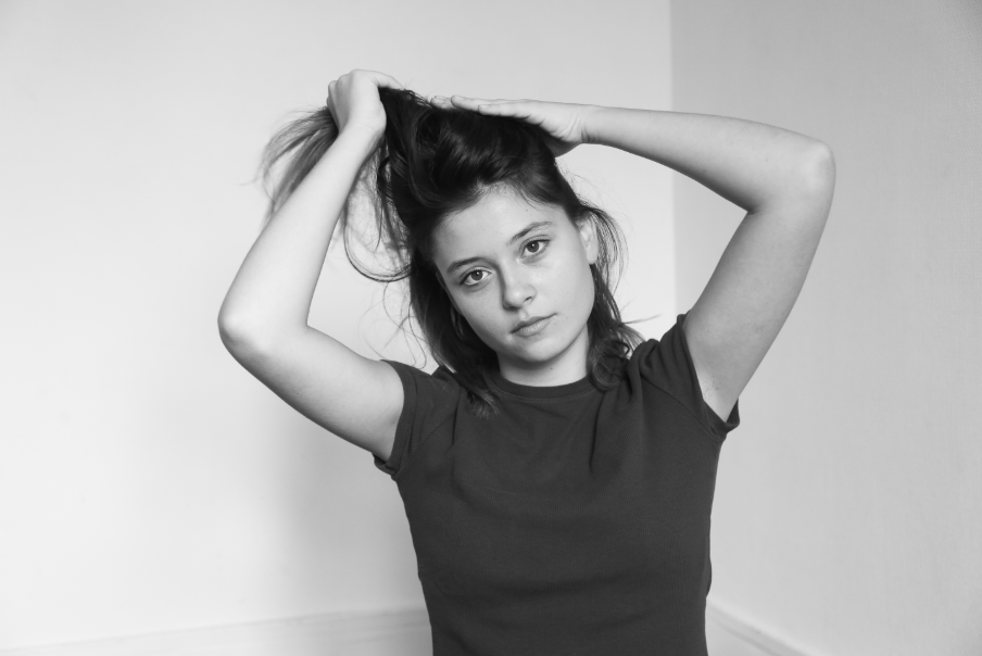 Capucine Malarre, Artiste-Interprète - Agence Anora