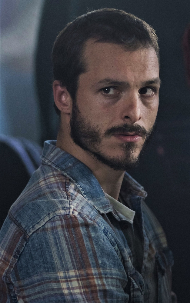 Eric Pucheu, Artiste-Interprète - Agence Anora