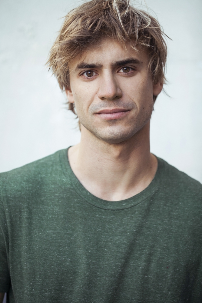 Kevin Garnichat, Artiste-Interprète - Agence Anora