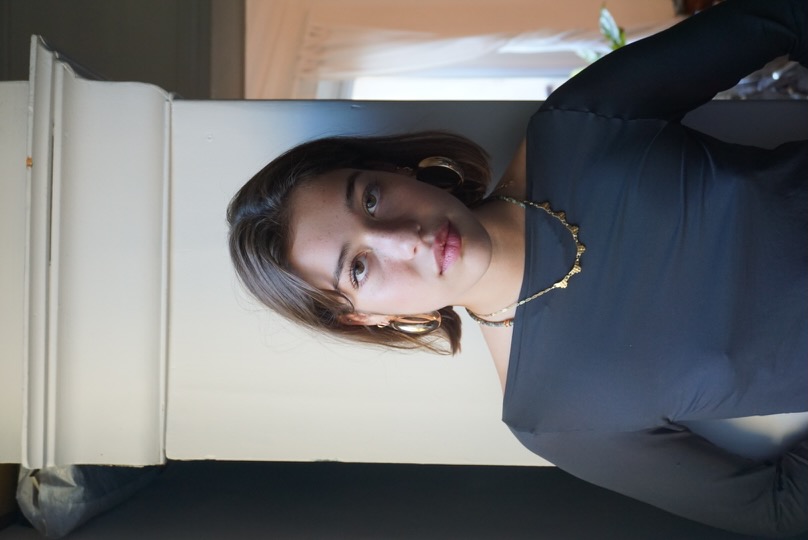 Lily Aubry , Artiste-Interprète - Agence Anora