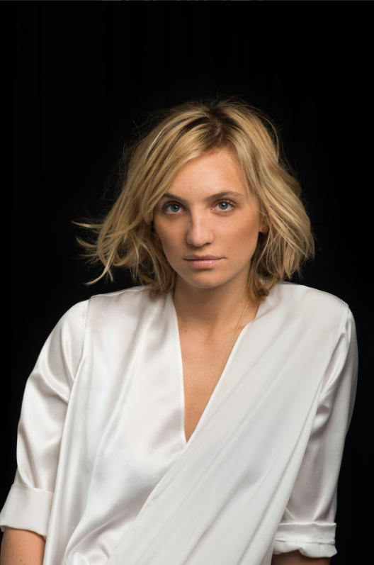 Noémie Saglio, Réalisatrice, Scénariste - Agence Anora