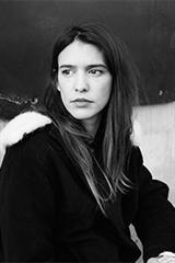 Valentine Catzeflis, Artiste-Interprète - Agence Anora